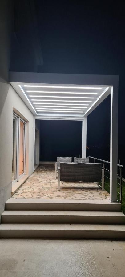 Maneni Villa Рогозница Екстериор снимка