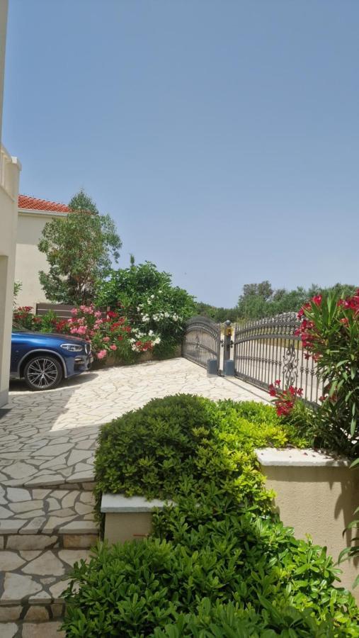 Maneni Villa Рогозница Екстериор снимка
