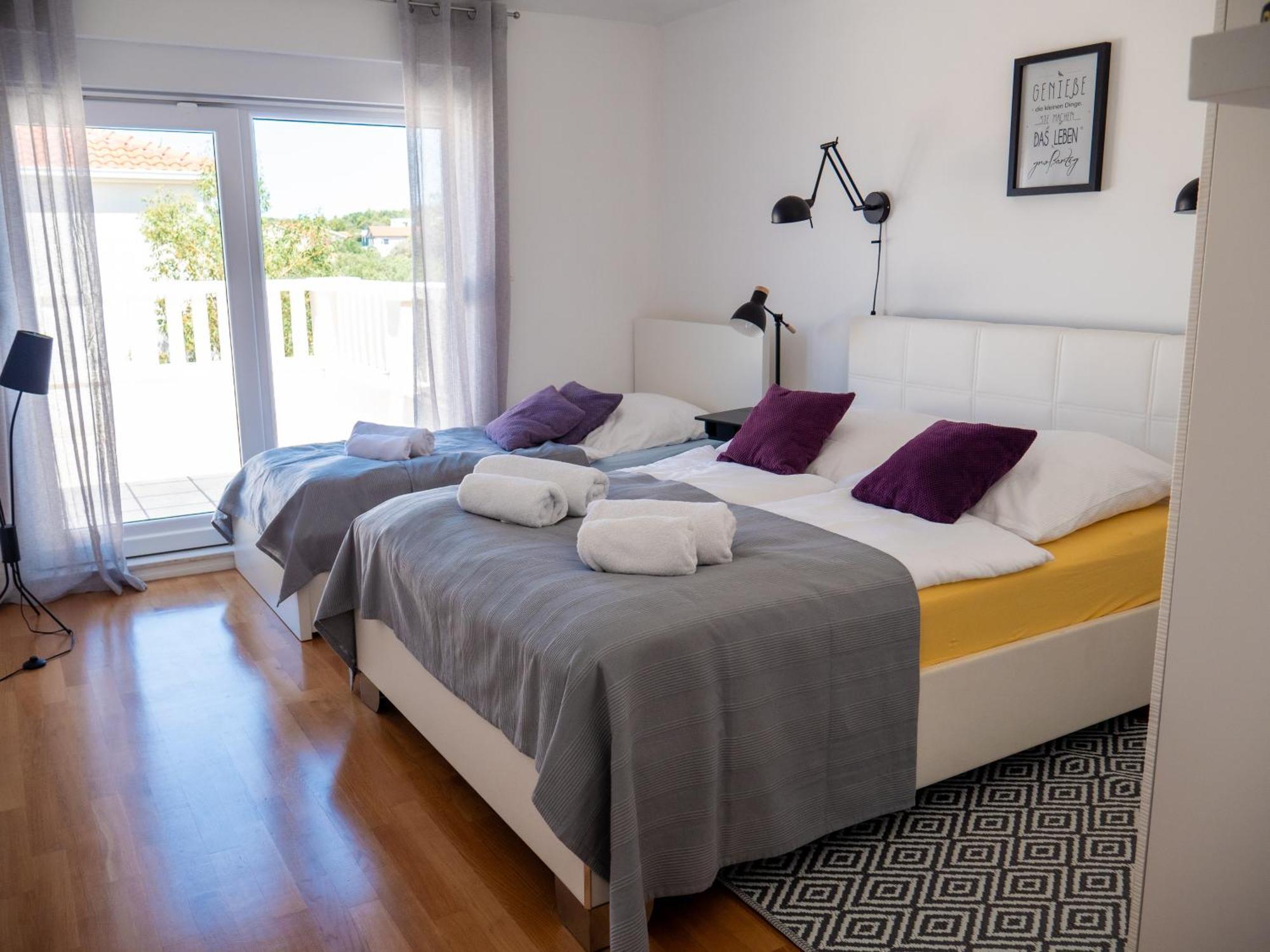 Maneni Villa Рогозница Екстериор снимка